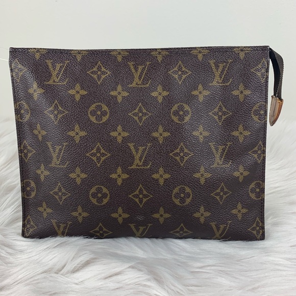 🛑SOLD🛑LV vintage monogram toiletry 26 - Picture 2 of 8